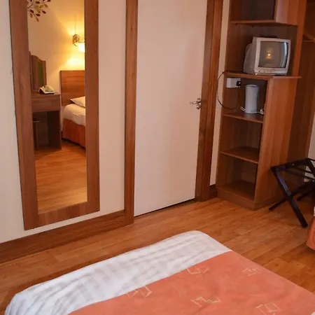 The Viking House Hotel 3* Kincasslagh