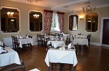 The Viking House Hotel ホテル