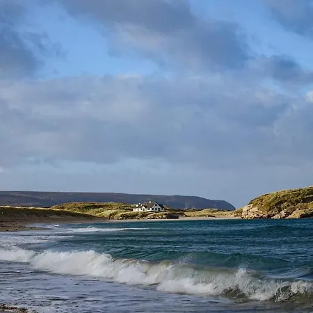 The Viking House Hotel ホテル Kincasslagh